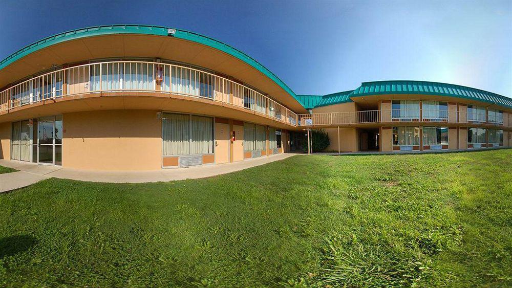 Red Roof Inn & Suites Cave City Esterno foto