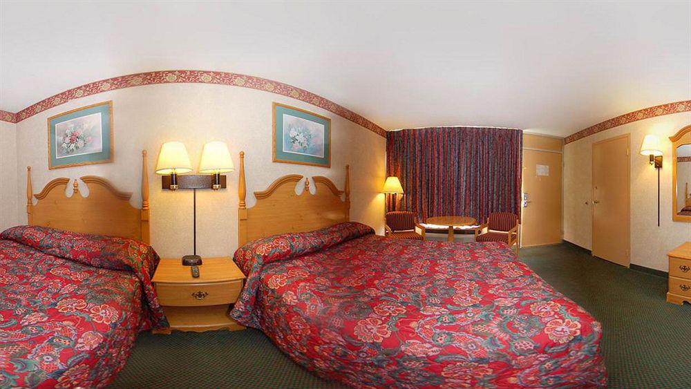 Red Roof Inn & Suites Cave City Esterno foto