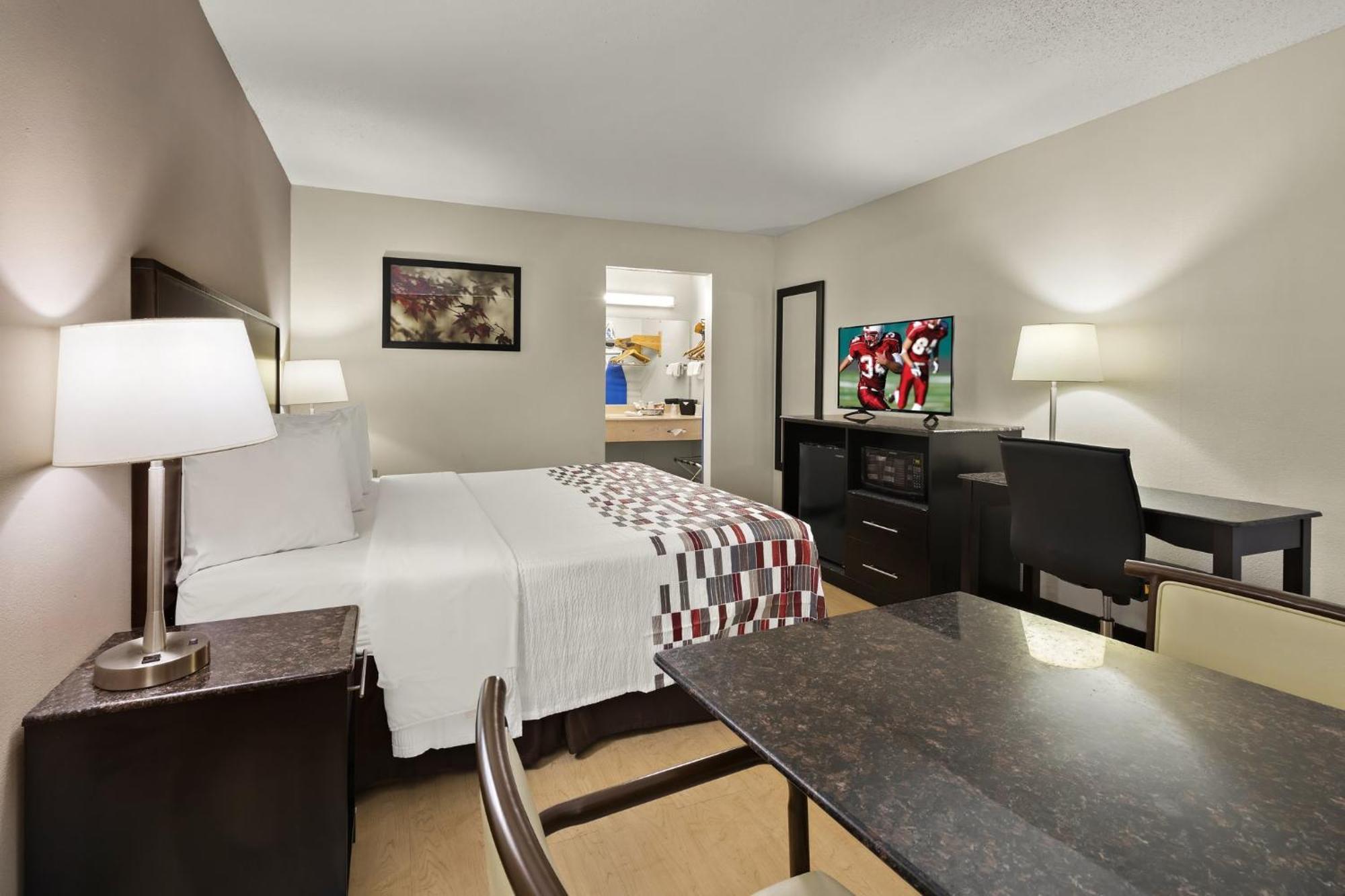 Red Roof Inn & Suites Cave City Esterno foto