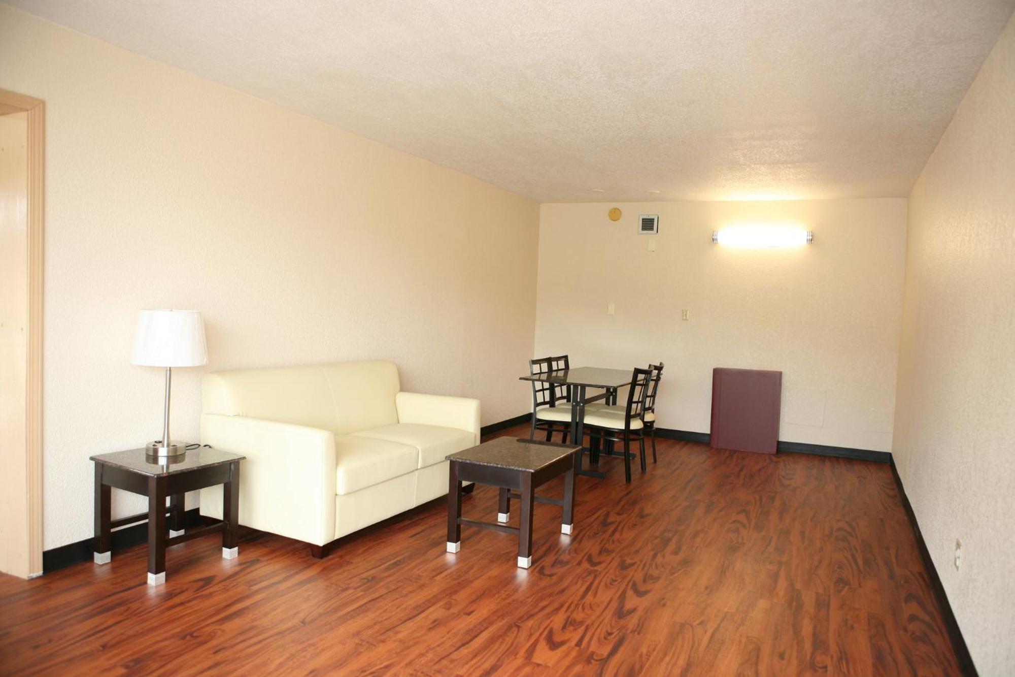 Red Roof Inn & Suites Cave City Esterno foto
