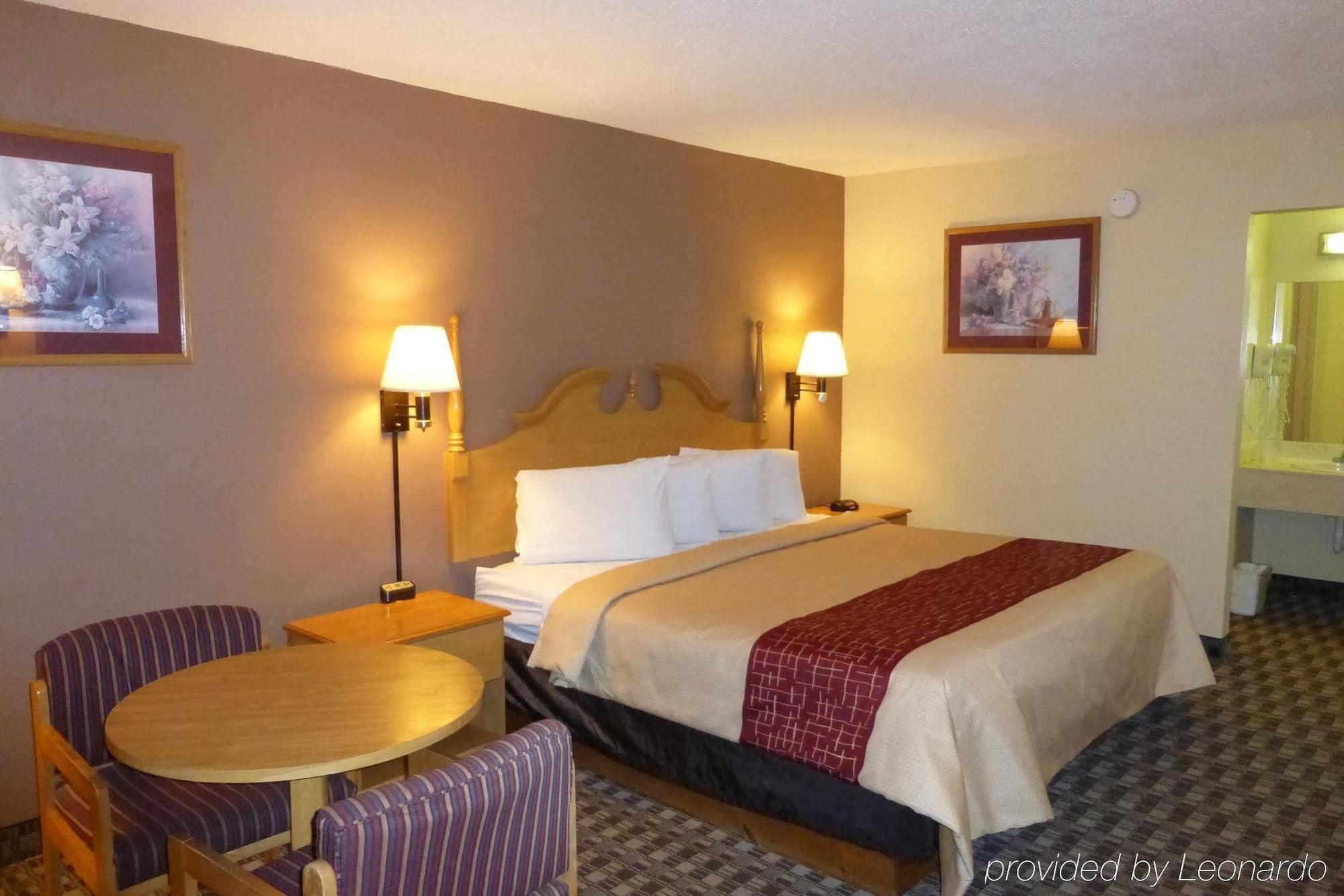 Red Roof Inn & Suites Cave City Esterno foto
